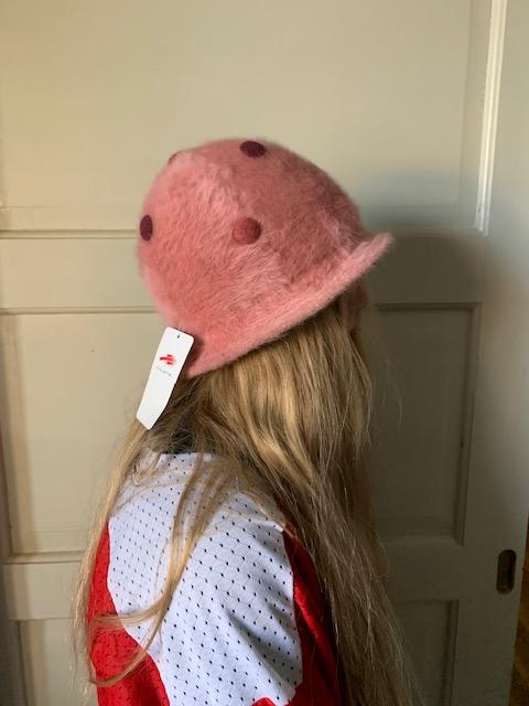 Pinkki bucket hat