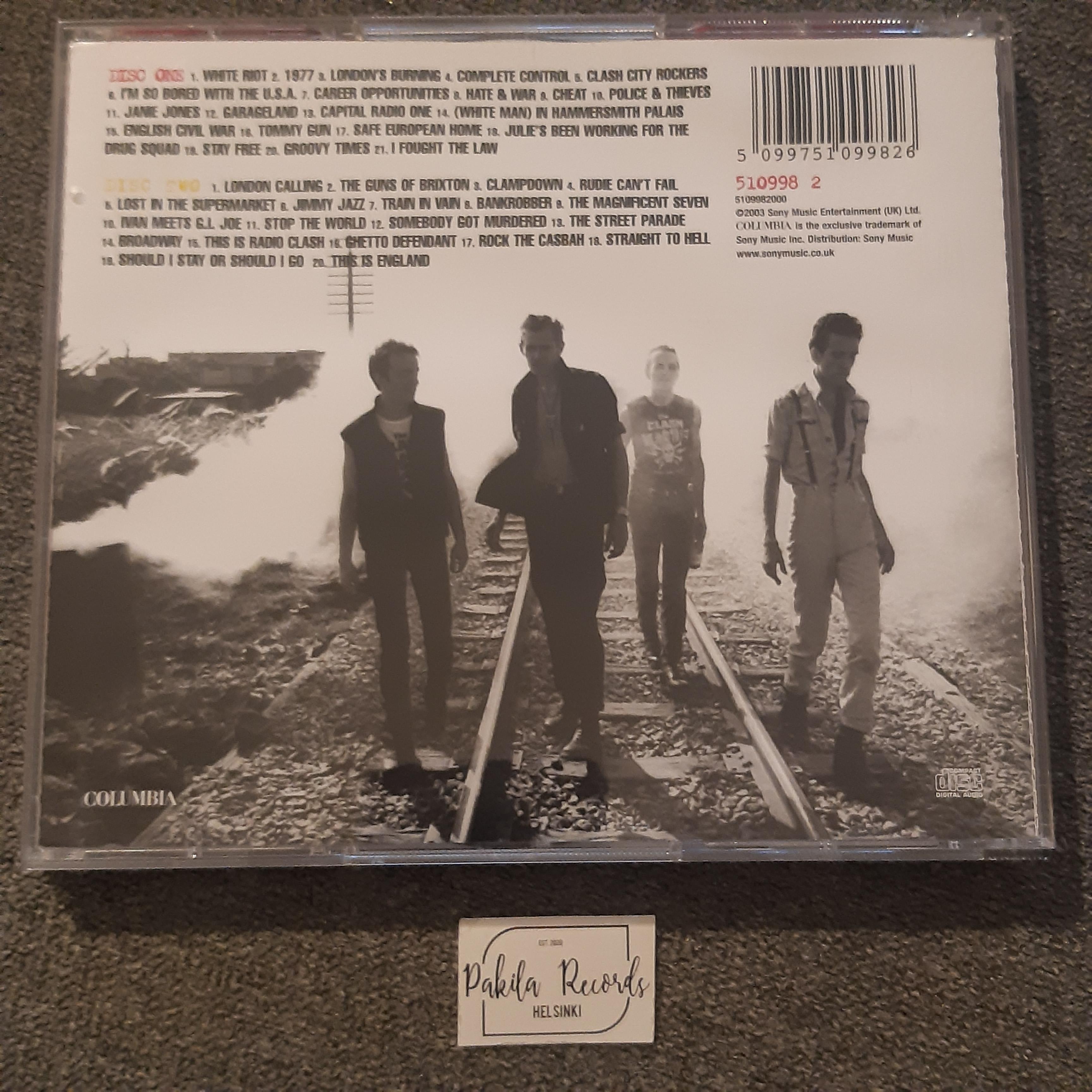 The Clash - The Essential Clash - 2 CD (käytetty)