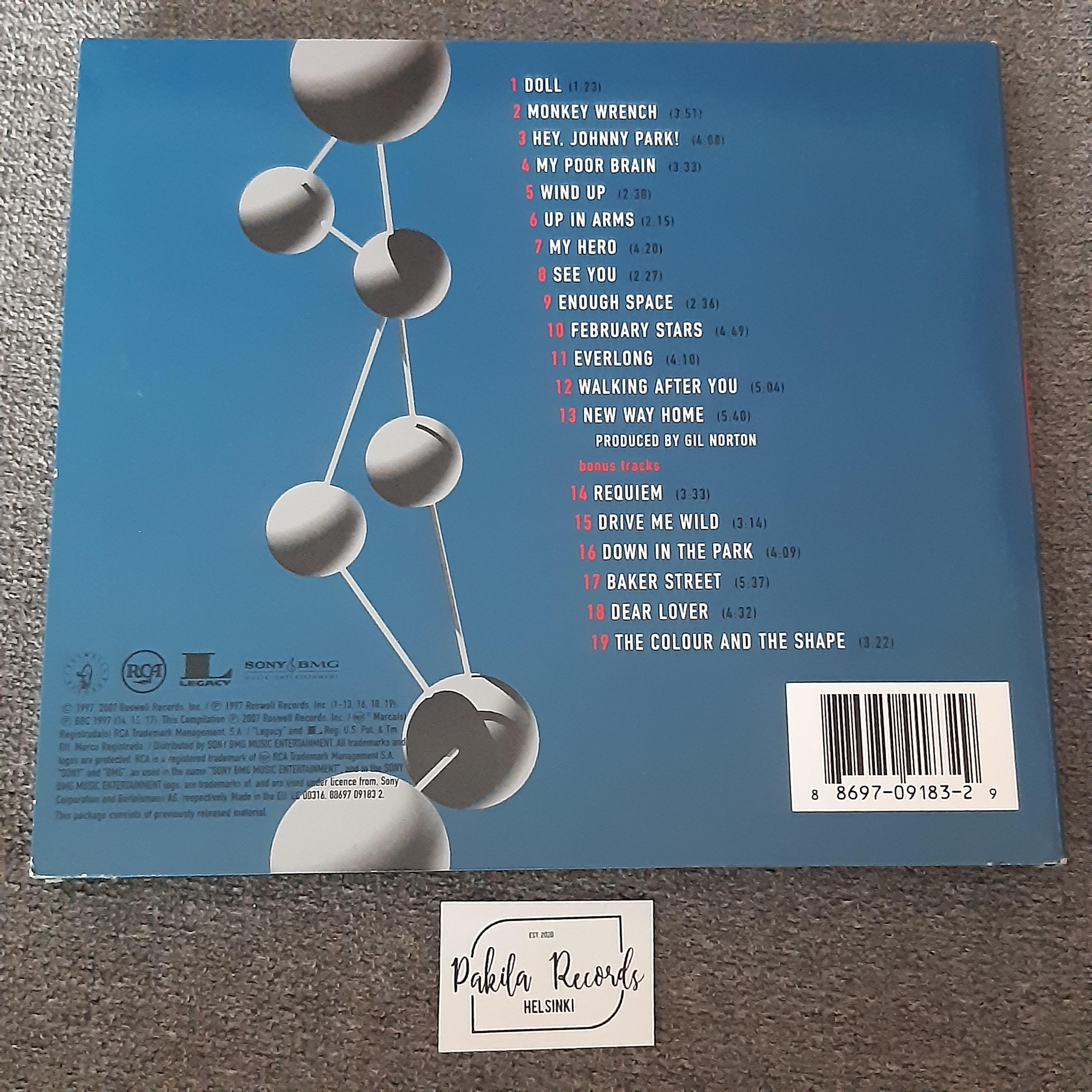 Foo Fighters - The Colour And The Shape - CD (käytetty)