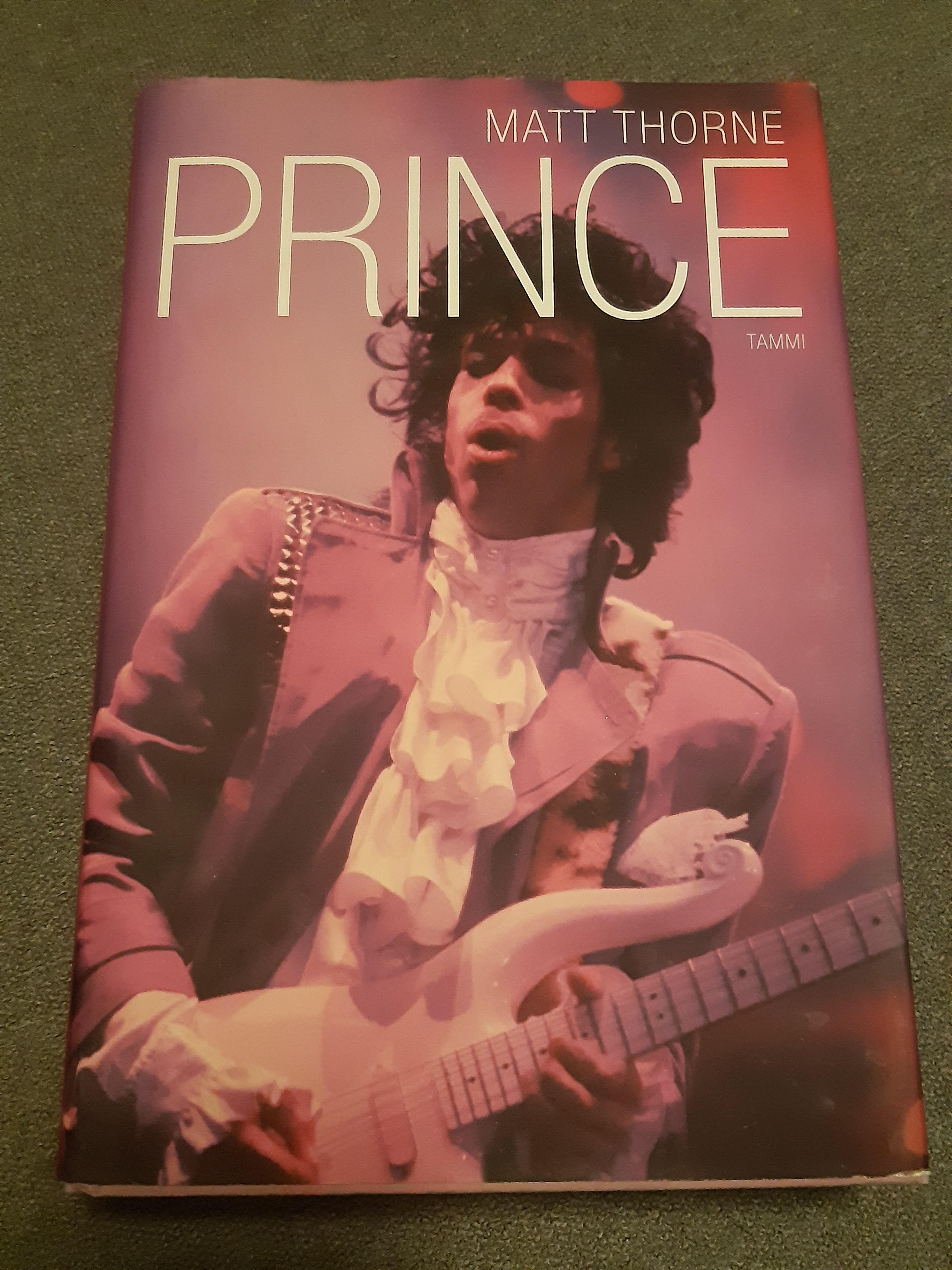 Prince - Matt Thorne - Kirja (käytetty)