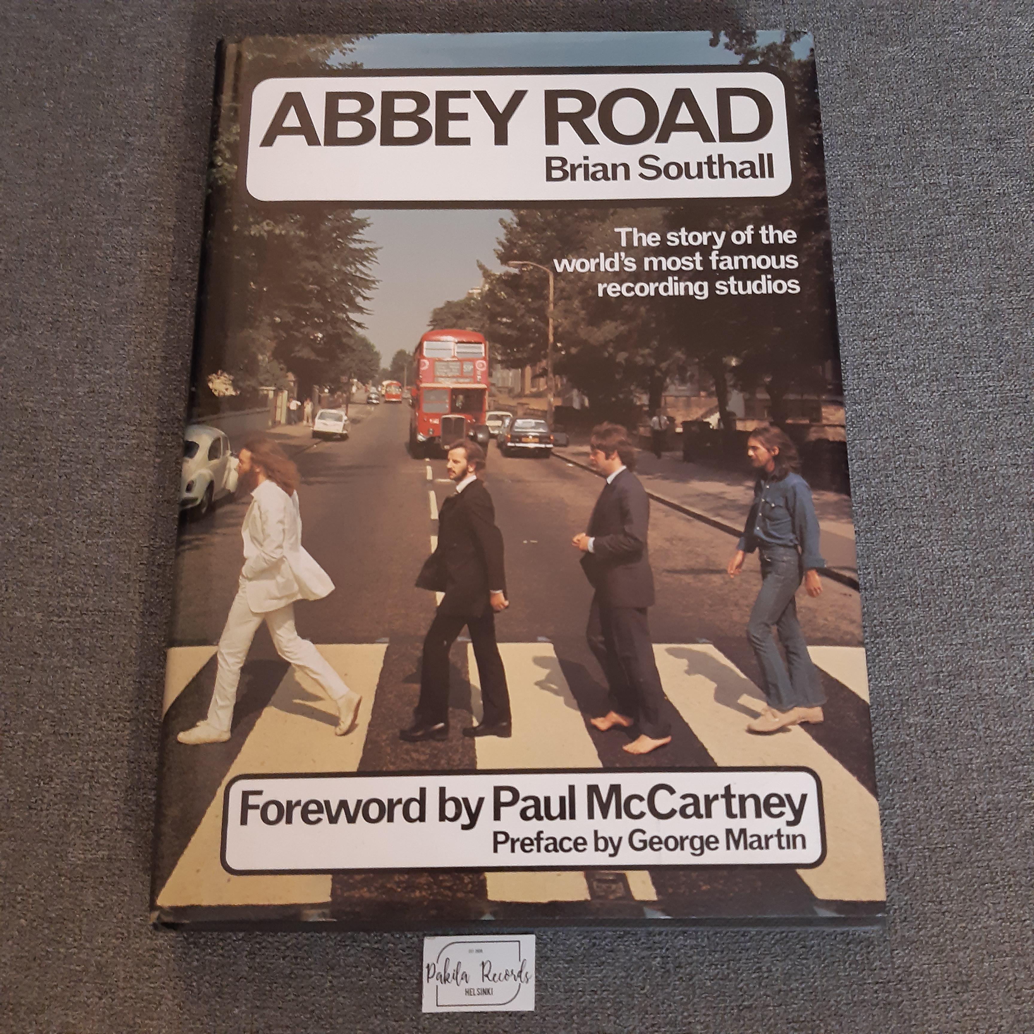 Abbey Road - Brian Southall - Kirja (käytetty)
