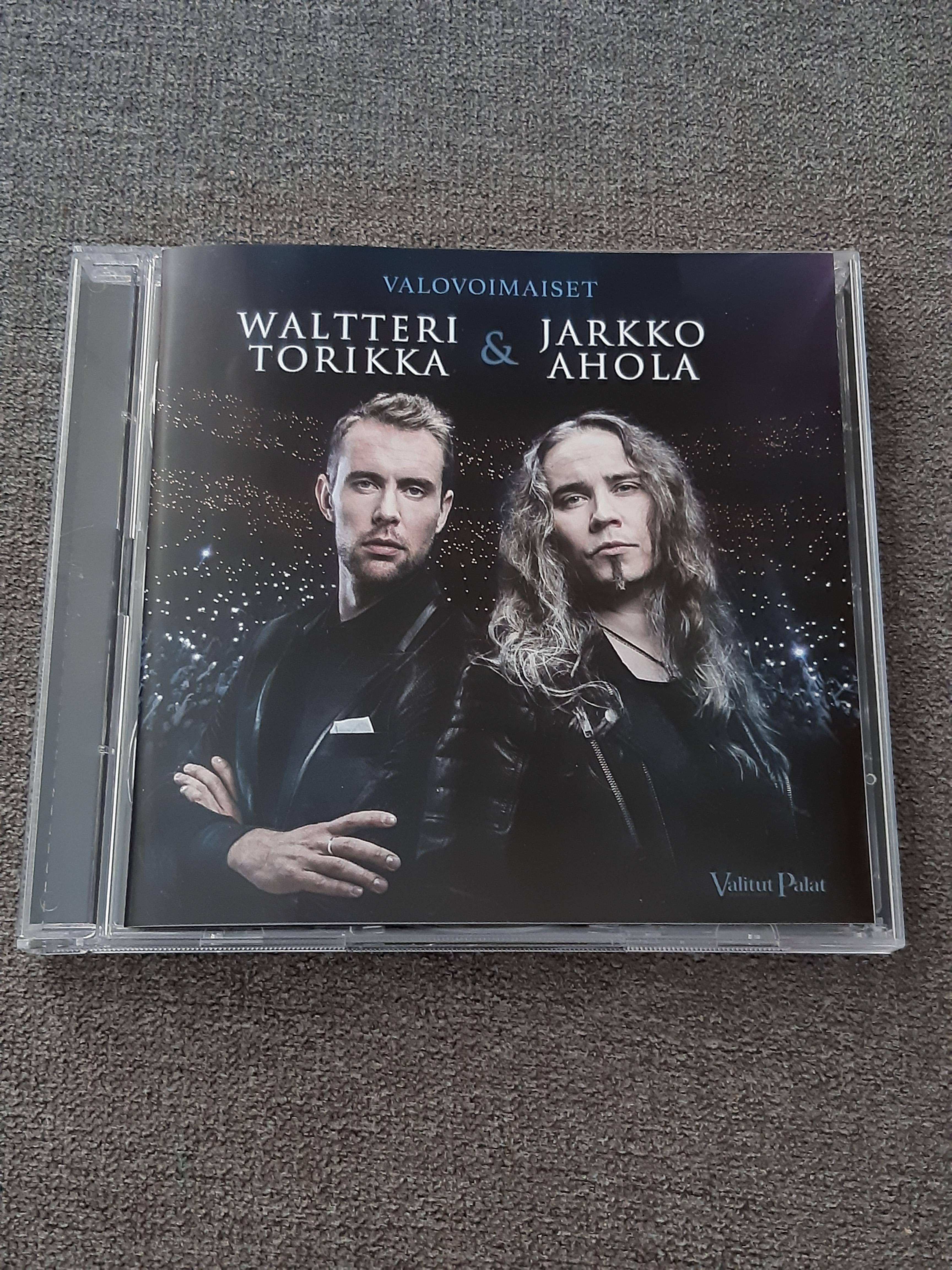 Waltteri Torikka & Jarkko Ahola - Valovoimaiset - 2 CD (käytetty)