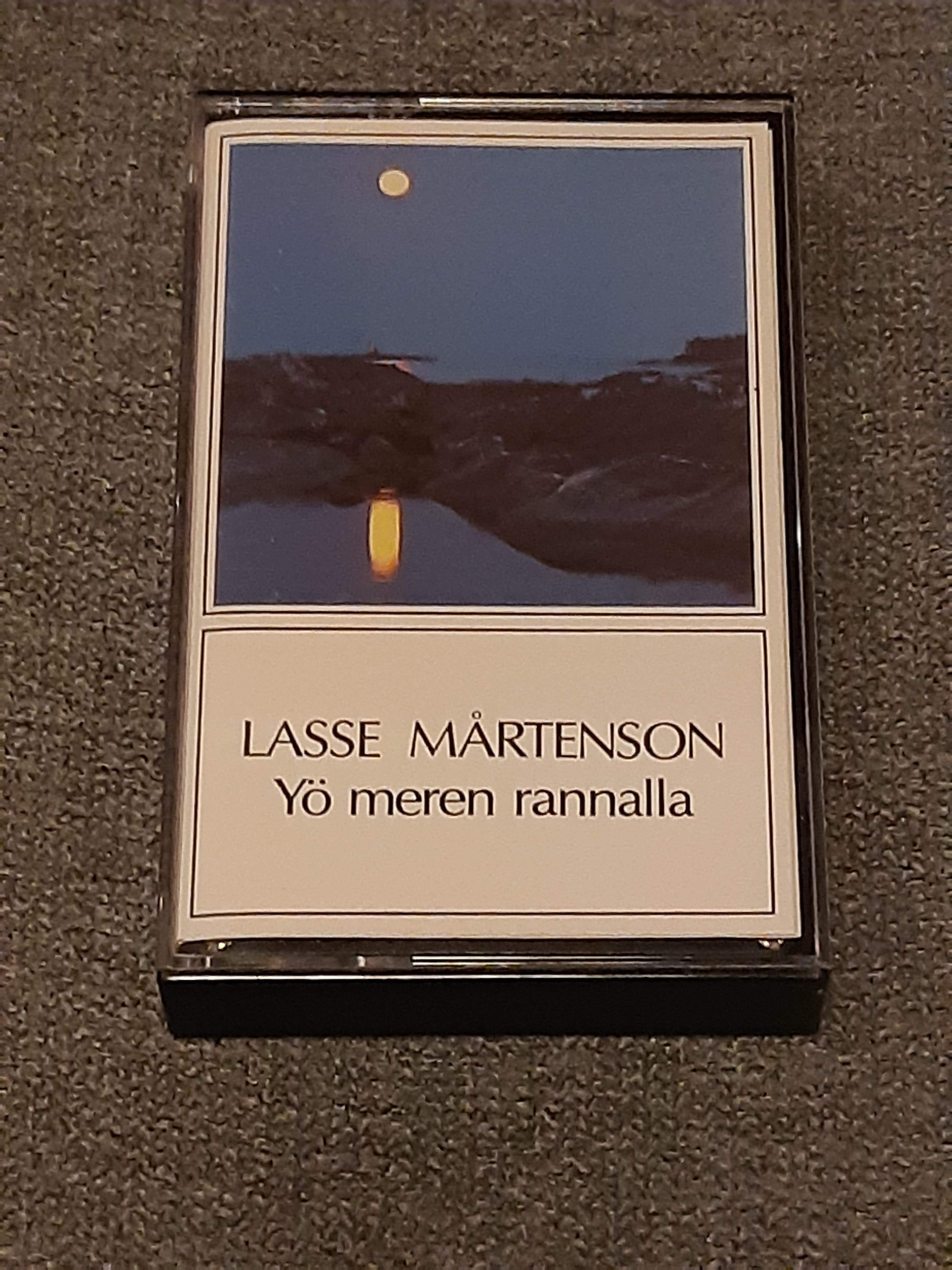 Lasse Mårtenson - Yö meren rannalla - Kasetti (käytetty)