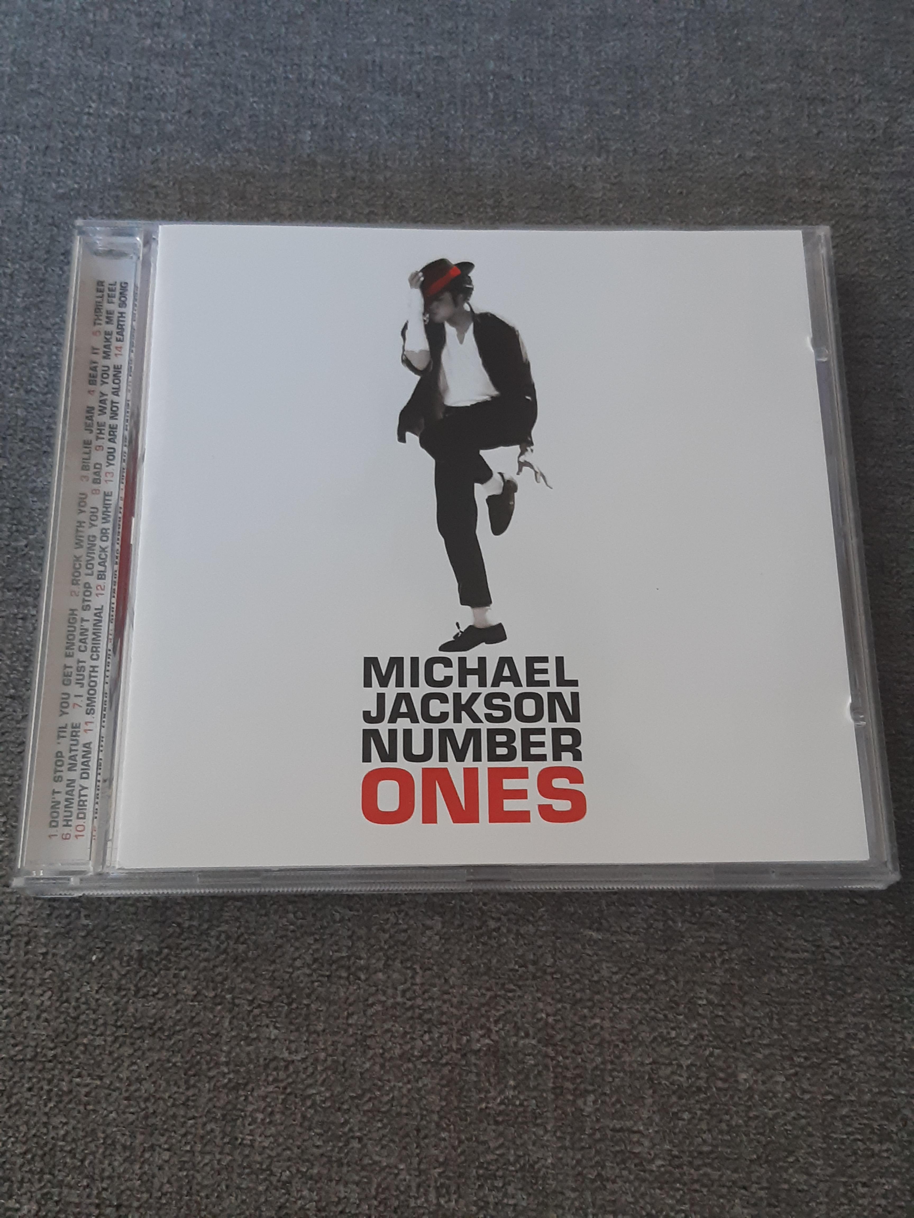 Michael Jackson- Number Ones - CD (käytetty)