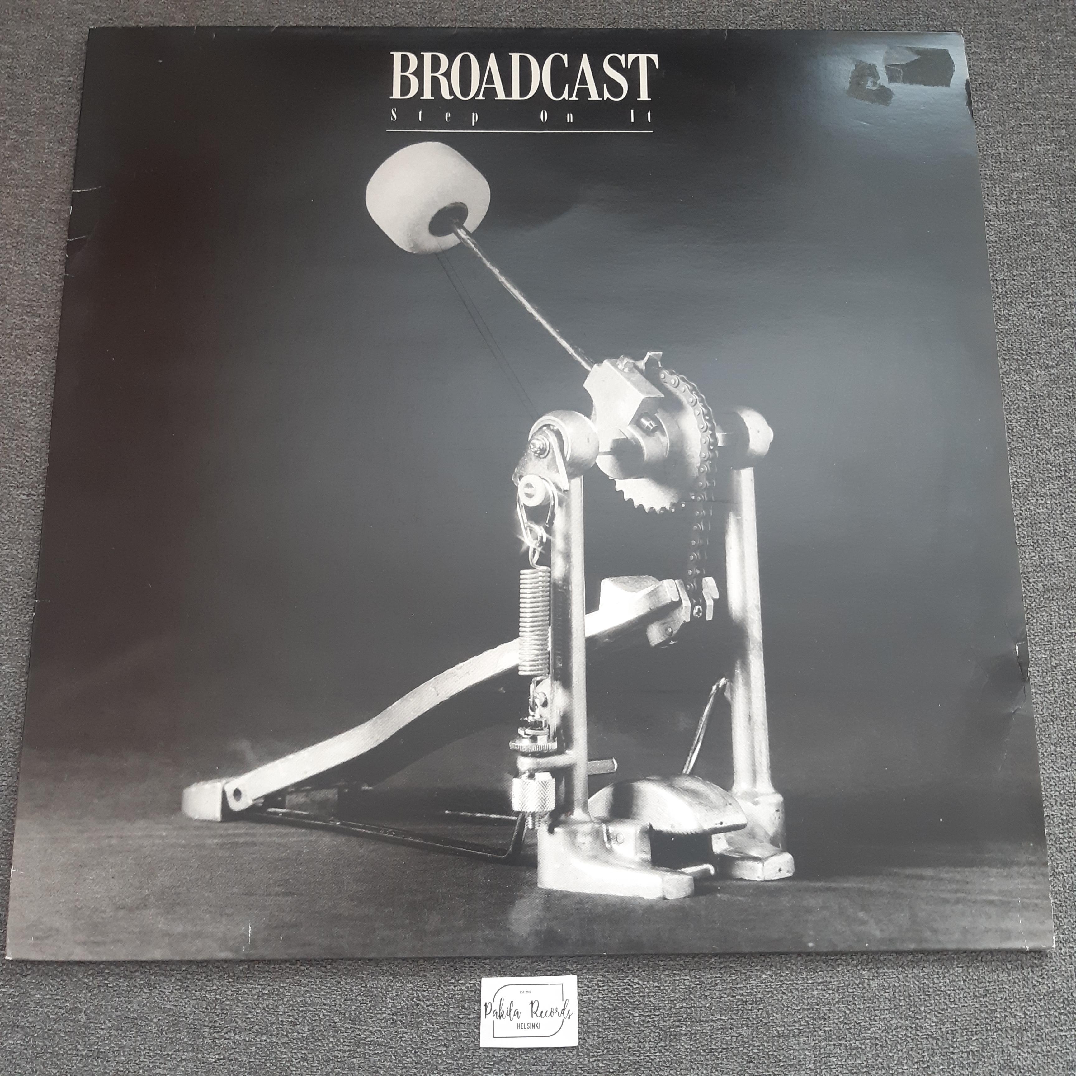 Broadcast - Step On It - LP (käytetty)