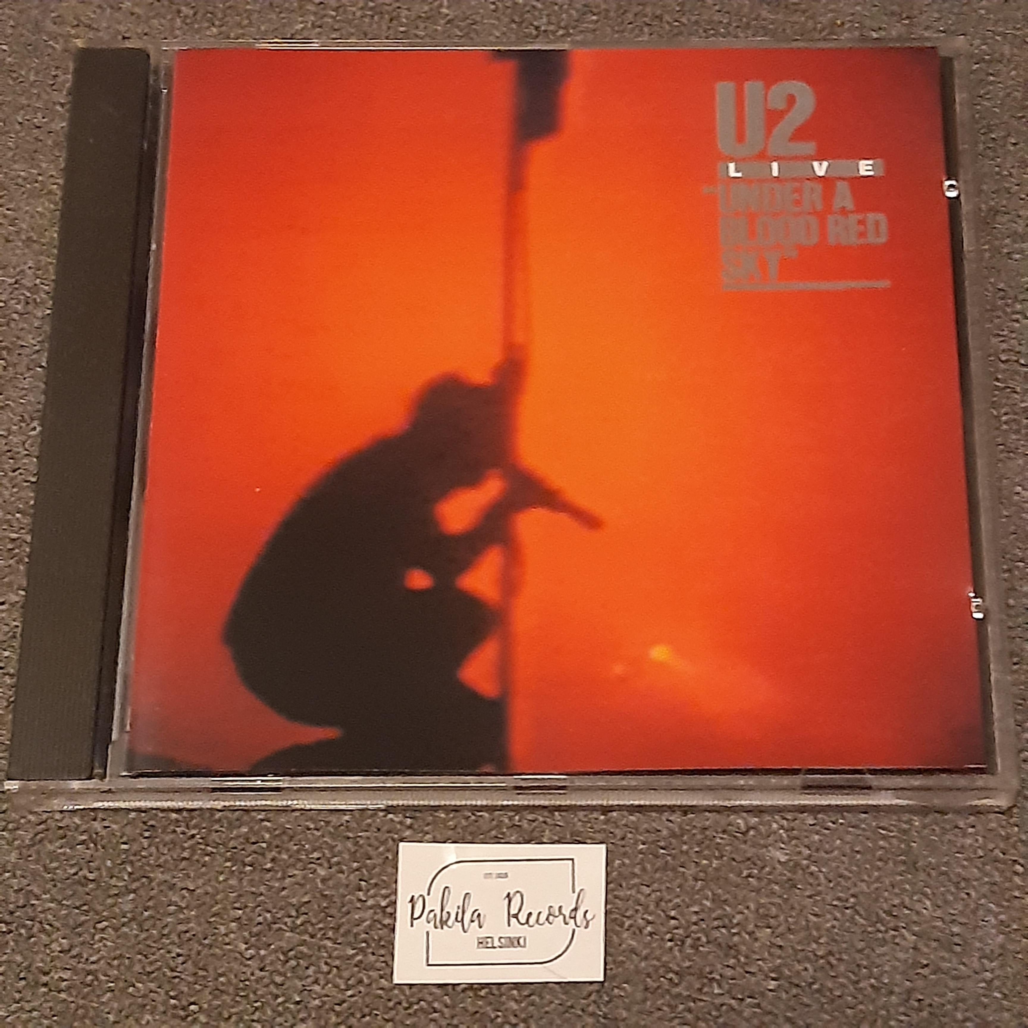 U2 - Under A Blood Red Sky - CD (käytetty)
