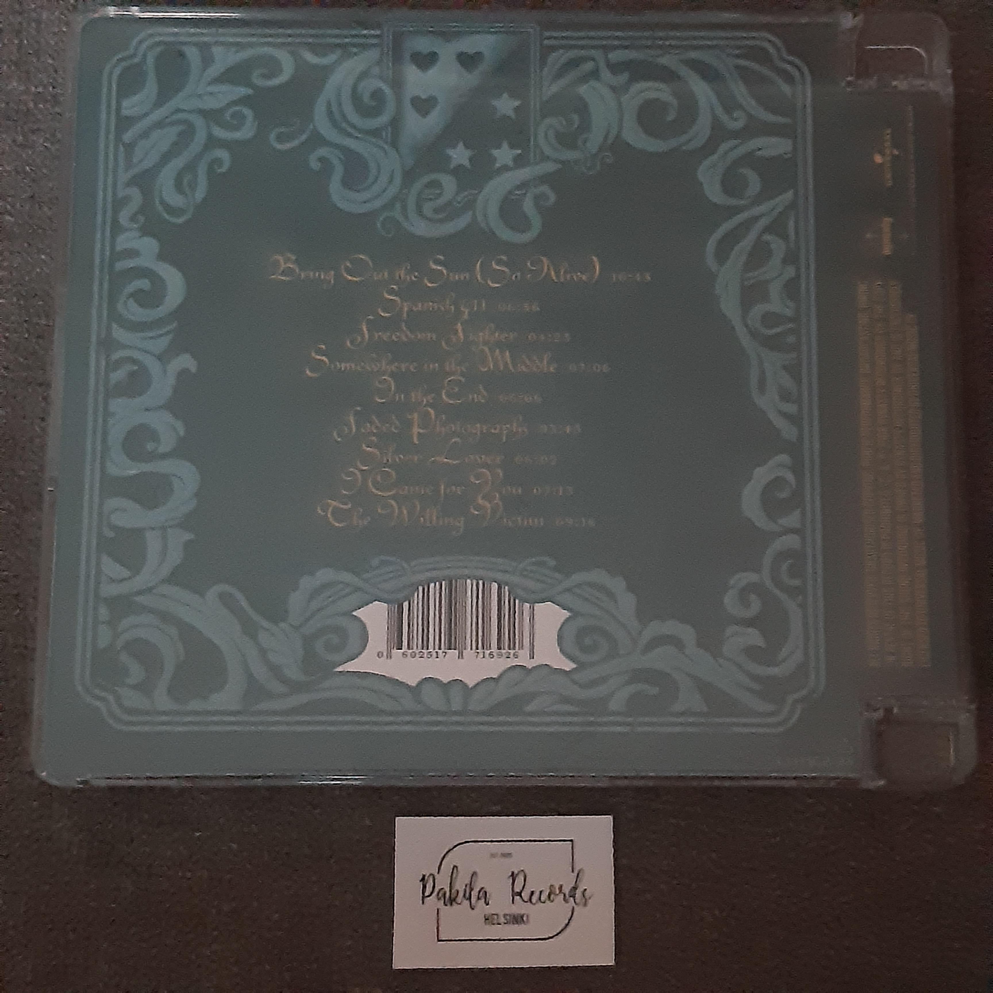 Von Hertzen Brothers - Love Remains The Same - CD (käytetty)