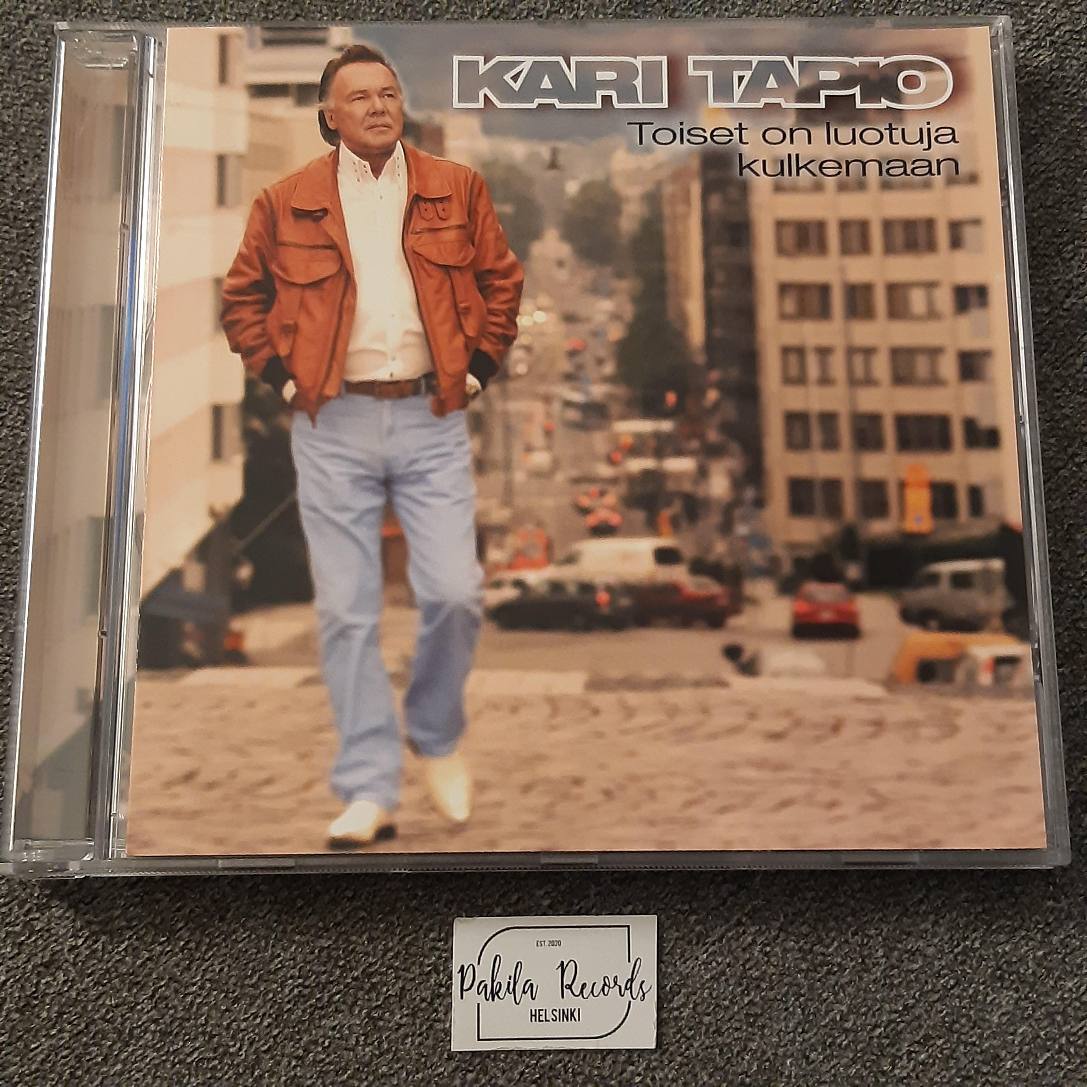 Kari Tapio - Toiset on luotuja kulkemaan - CD (käytetty)