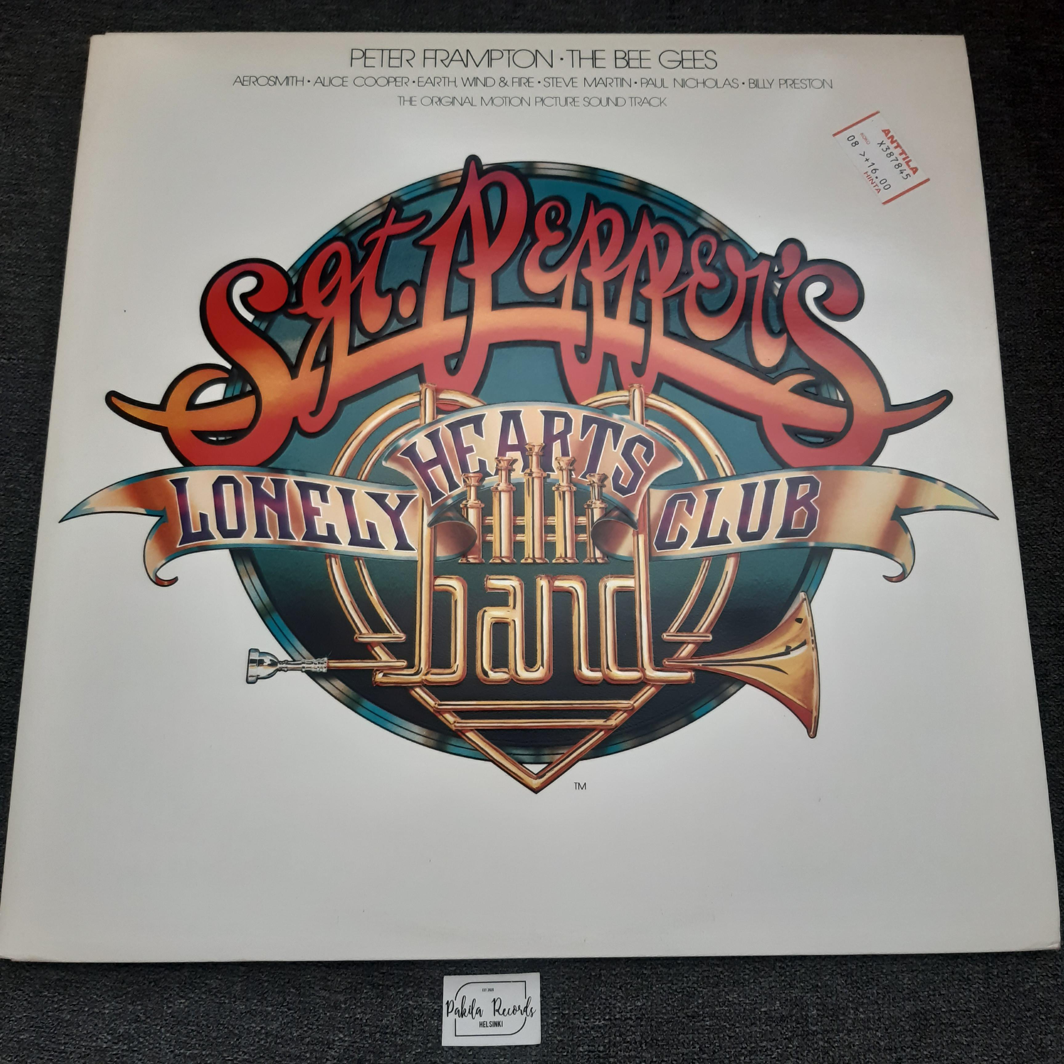 Sgt. Pepper's Lonely Hearts Club Band - 2 LP (käytetty)
