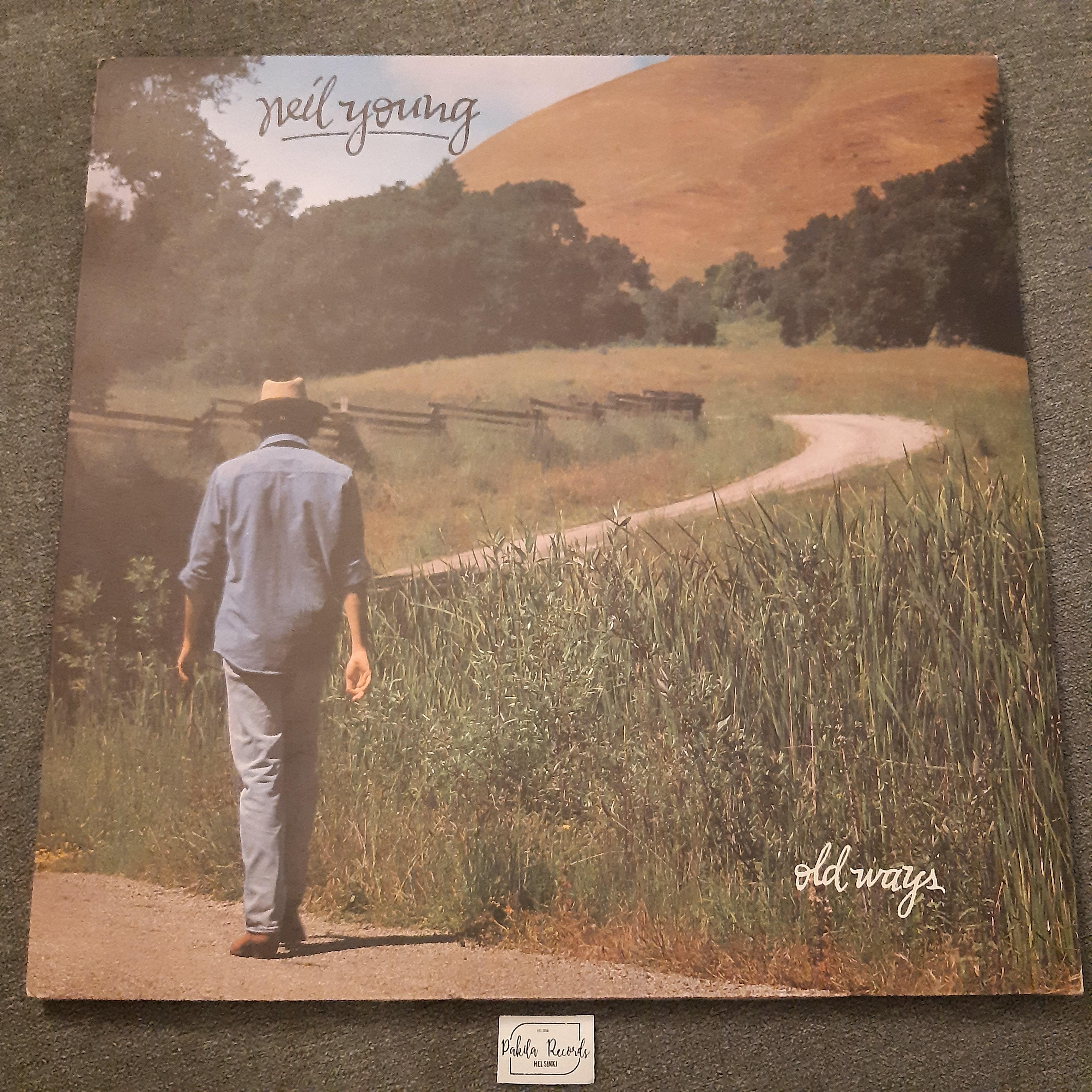 Neil Young - Old Ways - LP (käytetty)