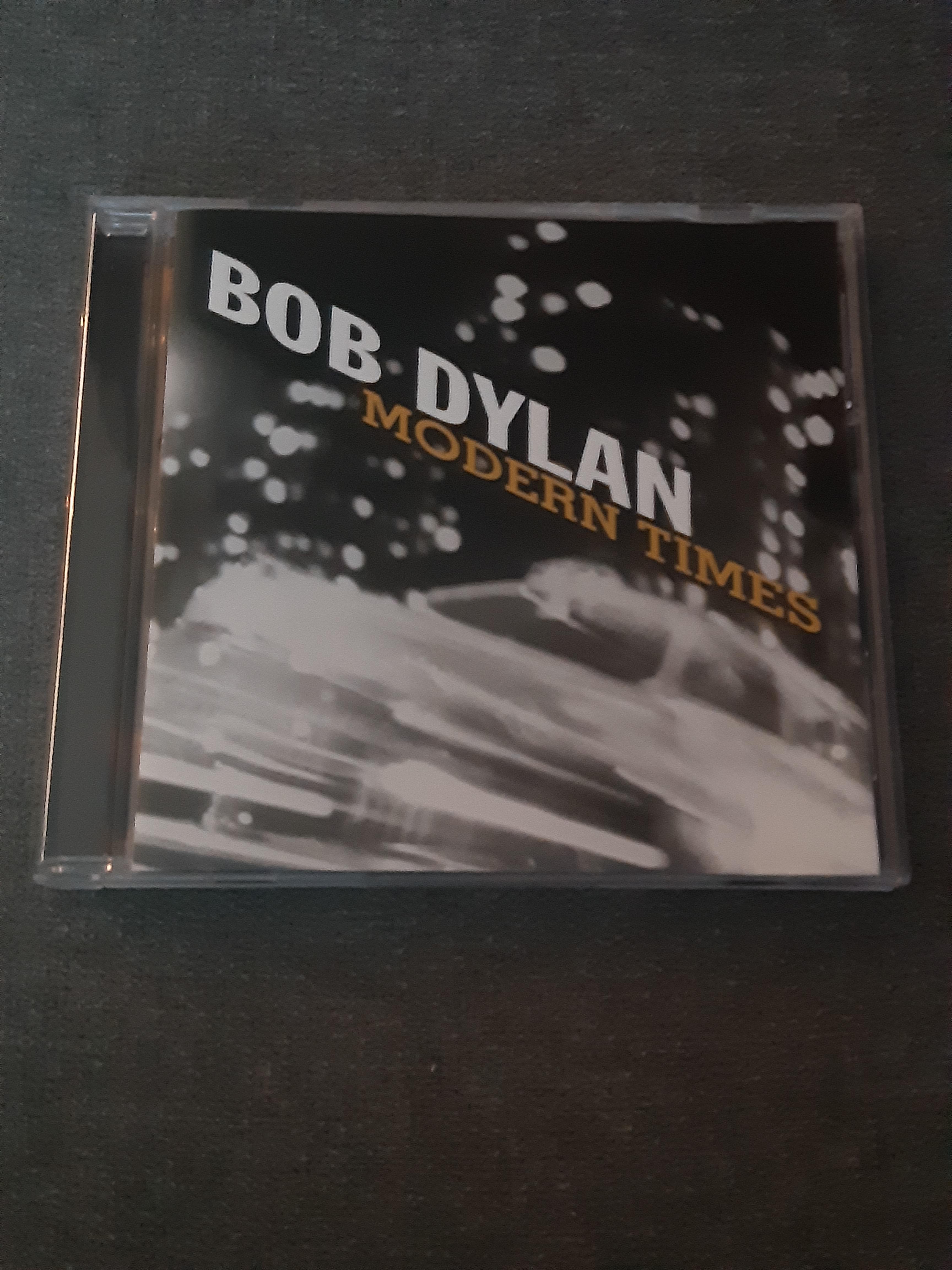 Bob Dylan - Modern Times - CD (käytetty)