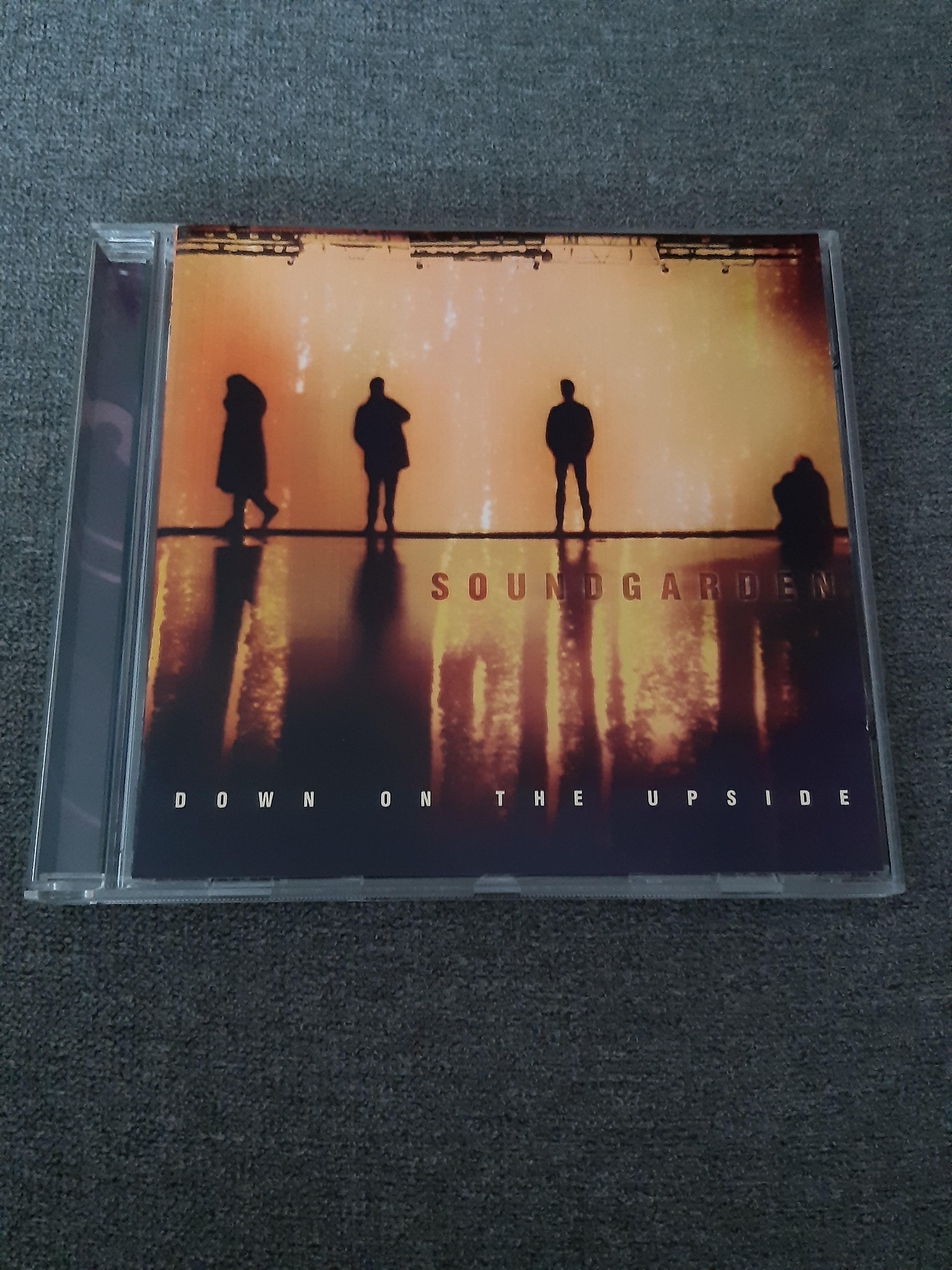 Soundgarden - Down On The Upside - CD (käytetty)