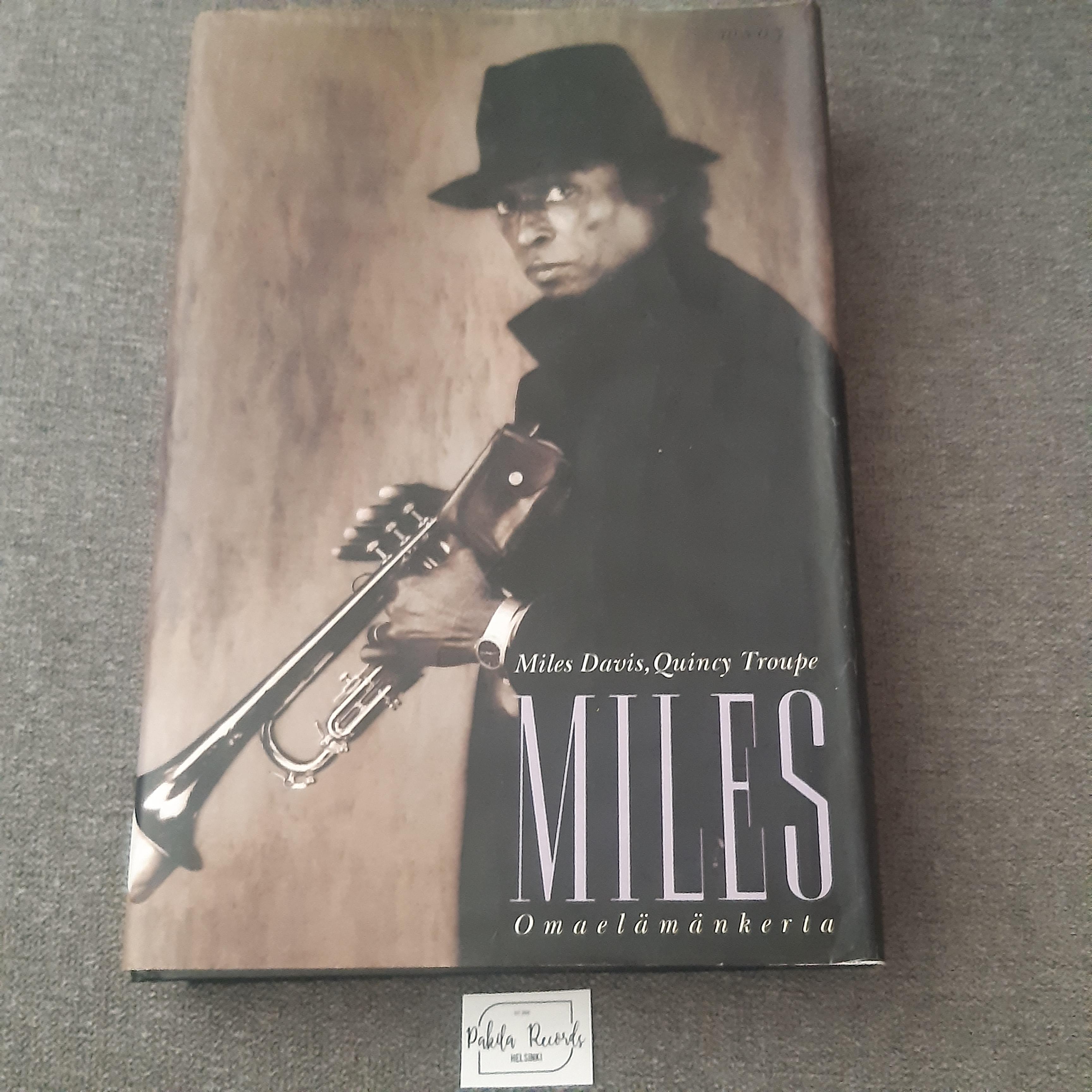 Miles, Omaelämäkerta - Miles Davis, Quincy Troupe - Kirja (käytetty)