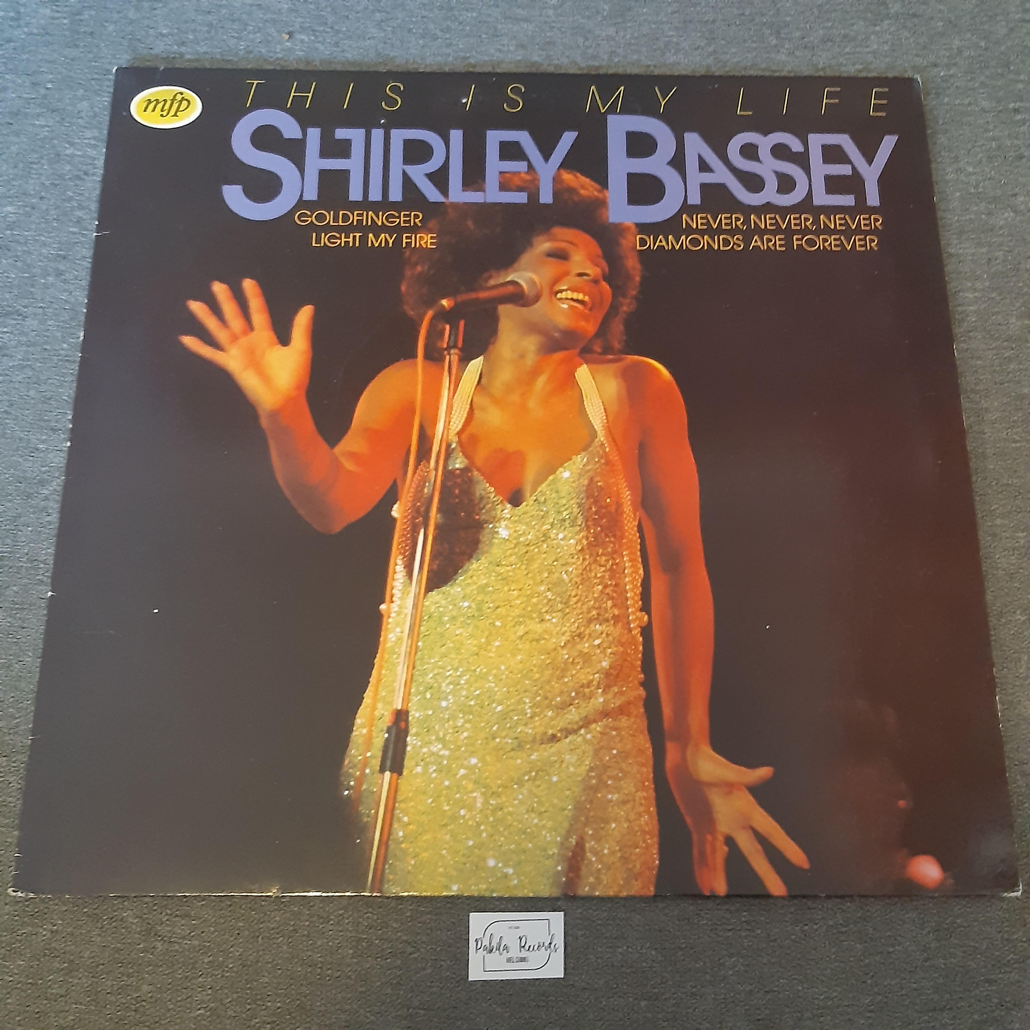Shirley Bassey - This Is My Life - LP (käytetty)