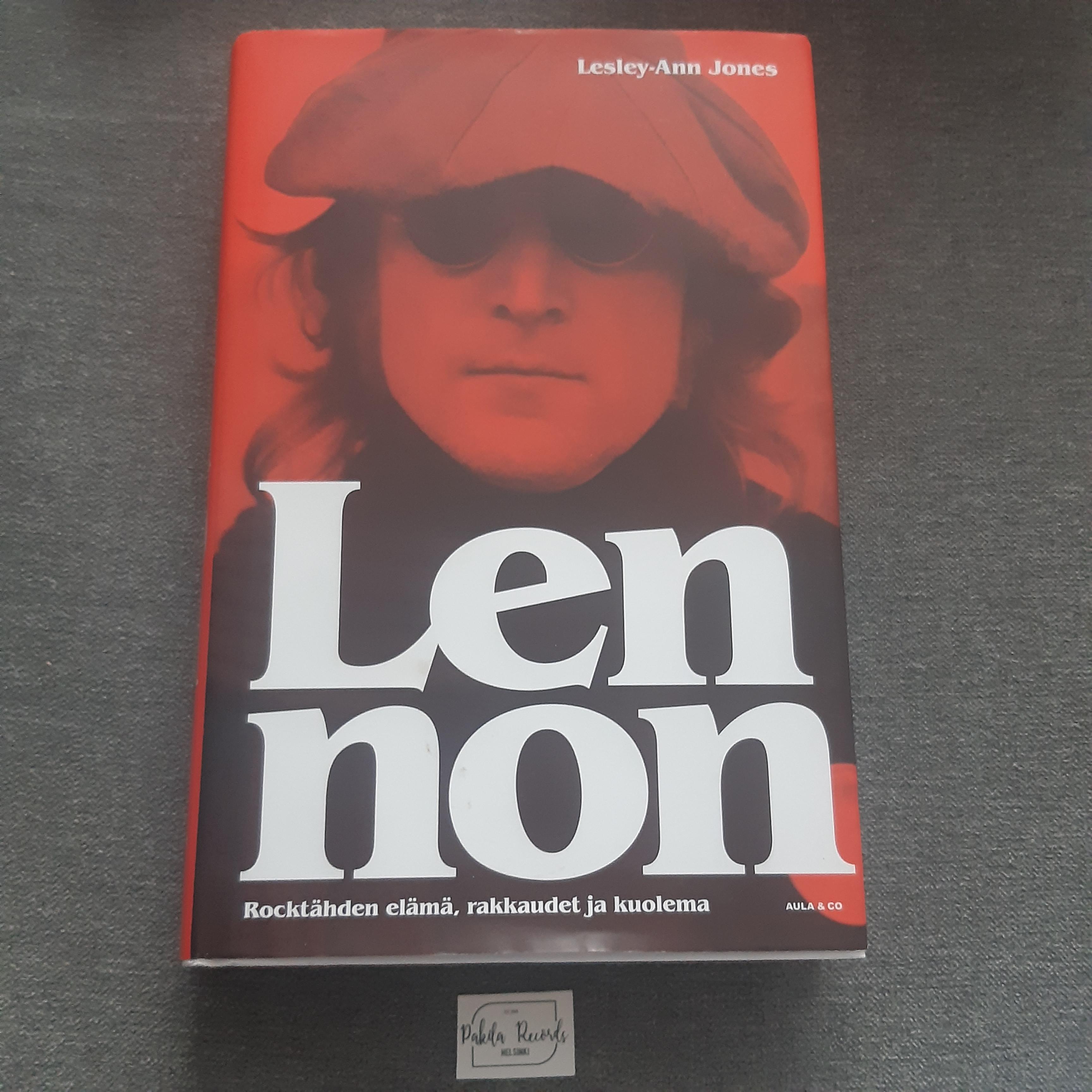 Lennon, Rocktähden elämä, rakkaudet ja kuolema - Lesley-Ann Jones - Kirja (käytetty)