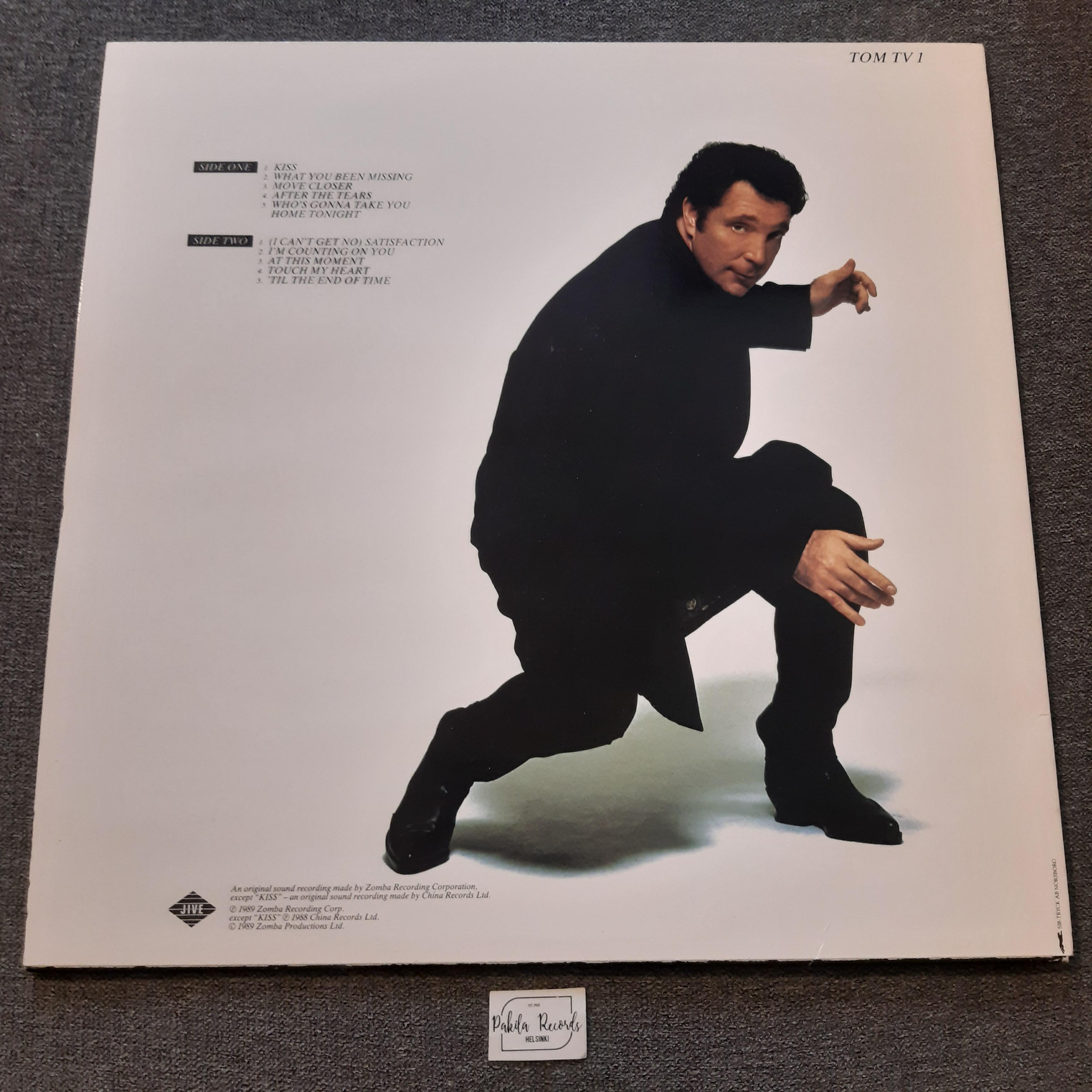 Tom Jones - At This Moment - LP (käytetty)