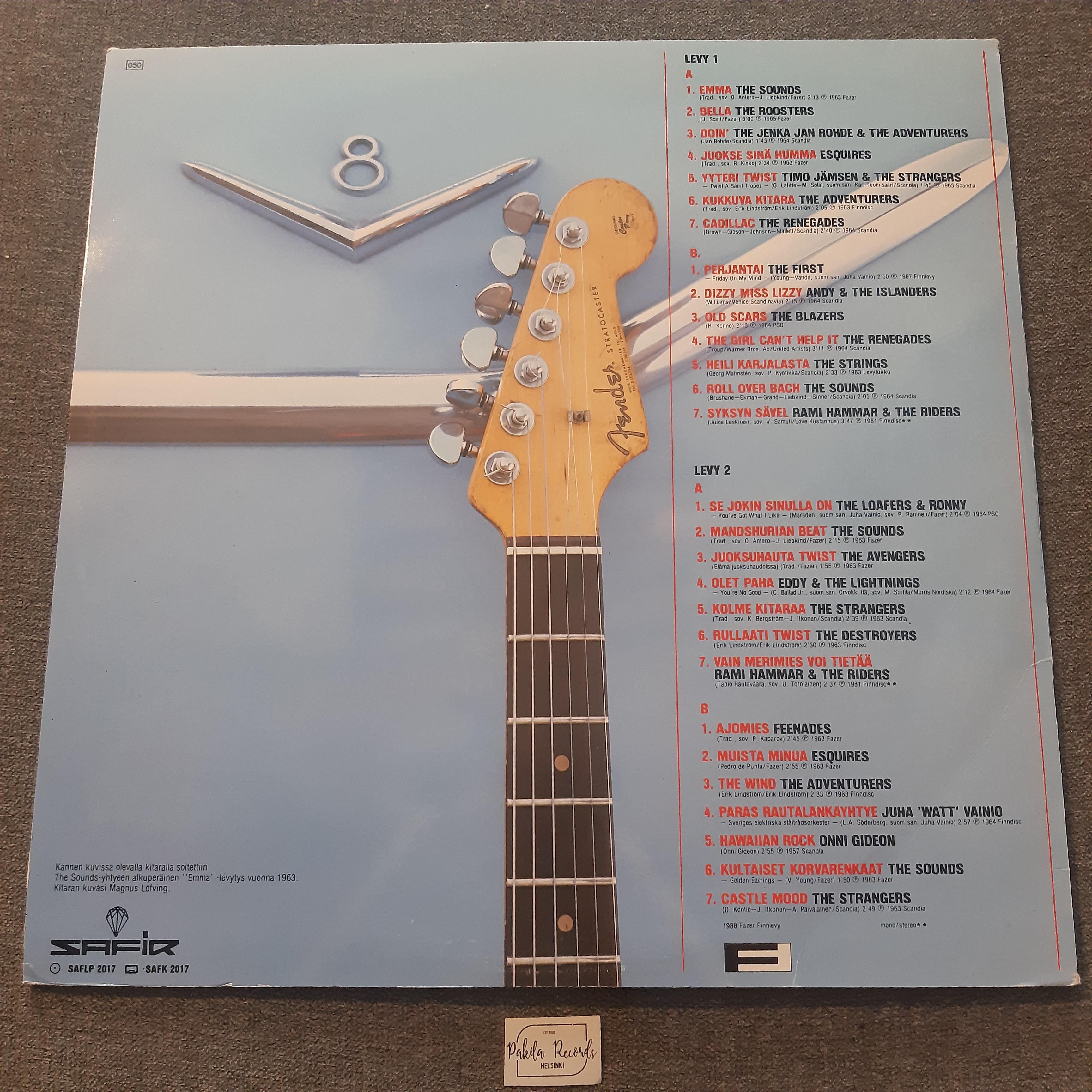 Kitarat soi - Rautalankamusiikin parhaat - 2 LP (käytetty)